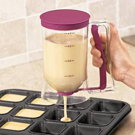 DISTRIBUTEUR DE PÂTE À GÂTEAUX ET À CRÊPES